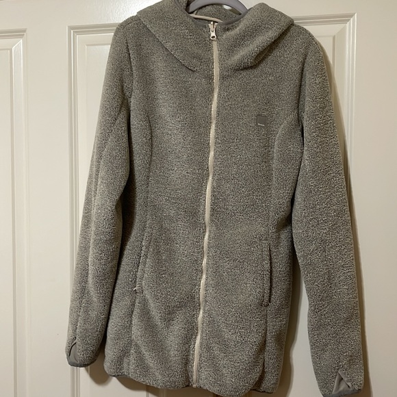 Bench. tan fuzzy fleece zip jacket. Women’s medium - Picture 2 of 5